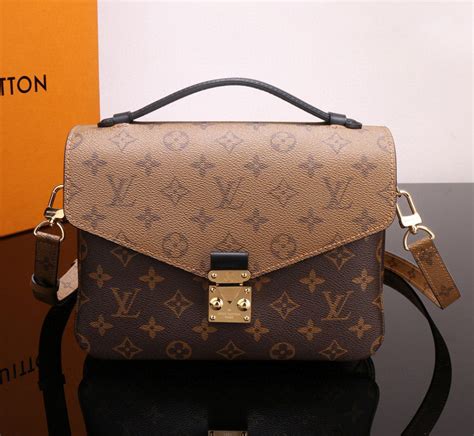 louis vuitton pochette metis fake|Louis Vuitton reverse pochette metis.